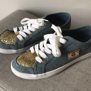Women’s Guess Sneakers Size 8
